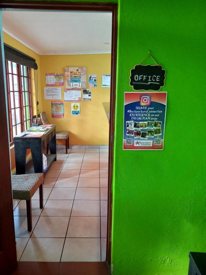 Backpackers Connection @ Jnb Airport Hostel Бенони Екстериор снимка