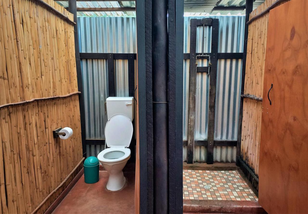 Backpackers Connection @ Jnb Airport Hostel Бенони Екстериор снимка