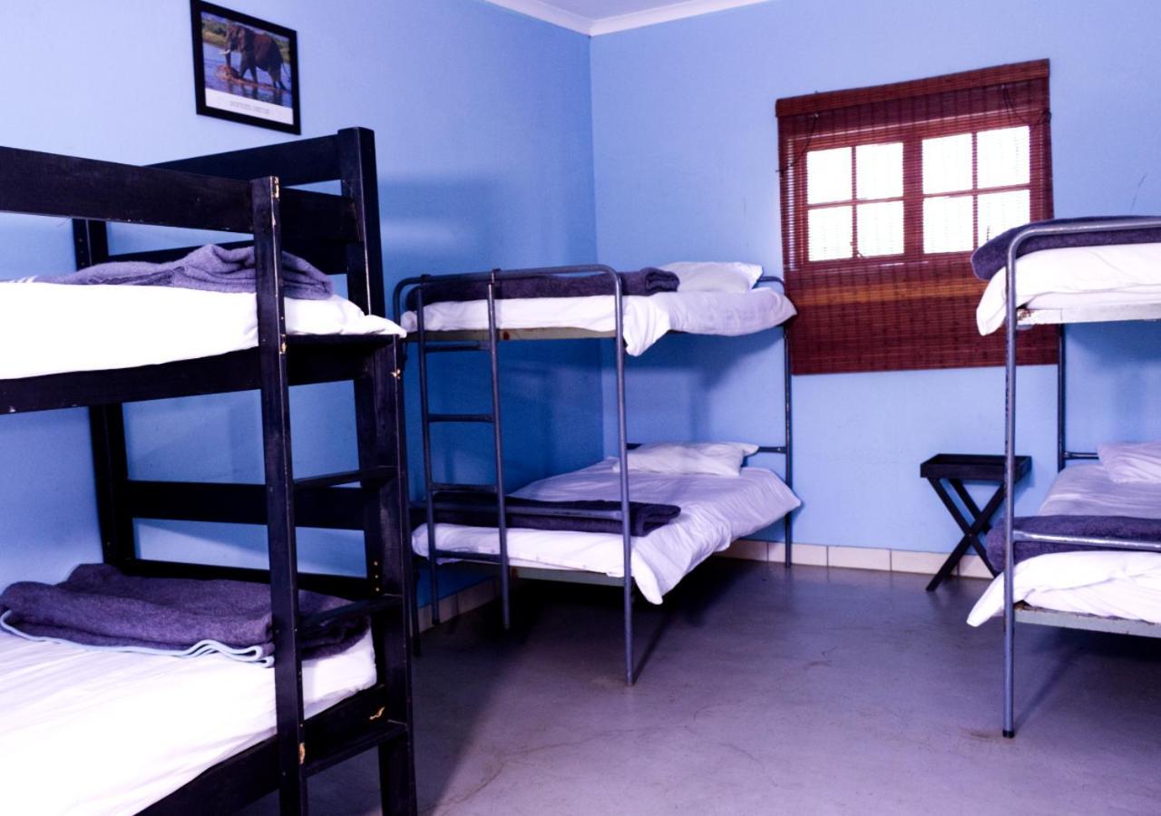 Backpackers Connection @ Jnb Airport Hostel Бенони Екстериор снимка