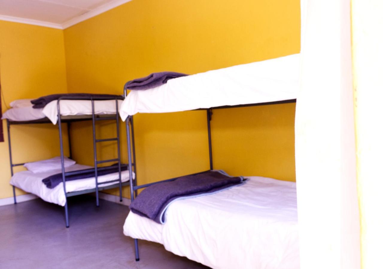 Backpackers Connection @ Jnb Airport Hostel Бенони Екстериор снимка